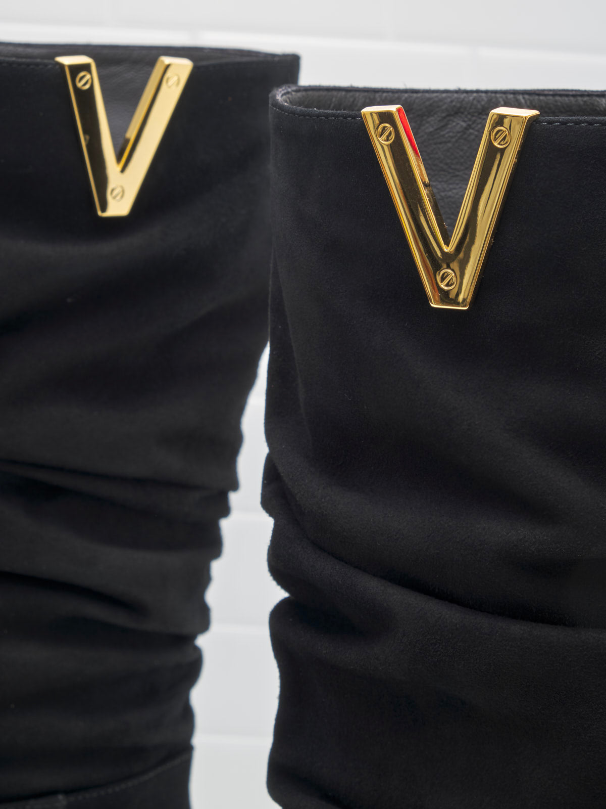 Via Roma 15 - Stivale con tacco Woman V camoscio black 